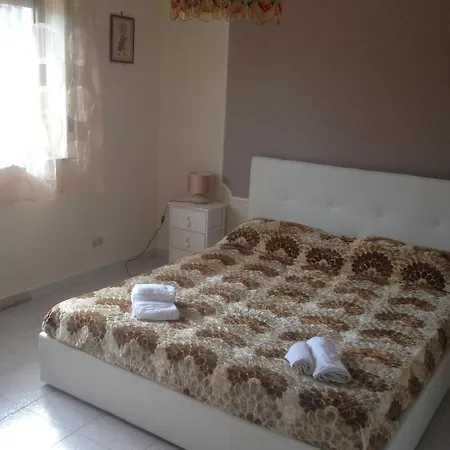 Margherita Сasa de vacaciones Agnone Bagni